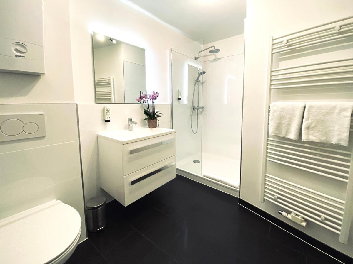 Victoria Boardinghouse Aparthotel Dusseldorf Bagian luar foto