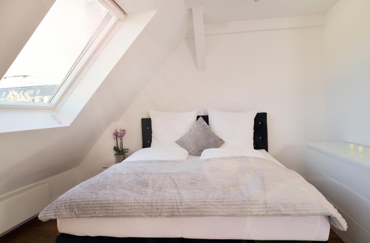 Victoria Boardinghouse Aparthotel Dusseldorf Bagian luar foto
